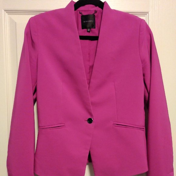Blazer - Picture 1 of 1